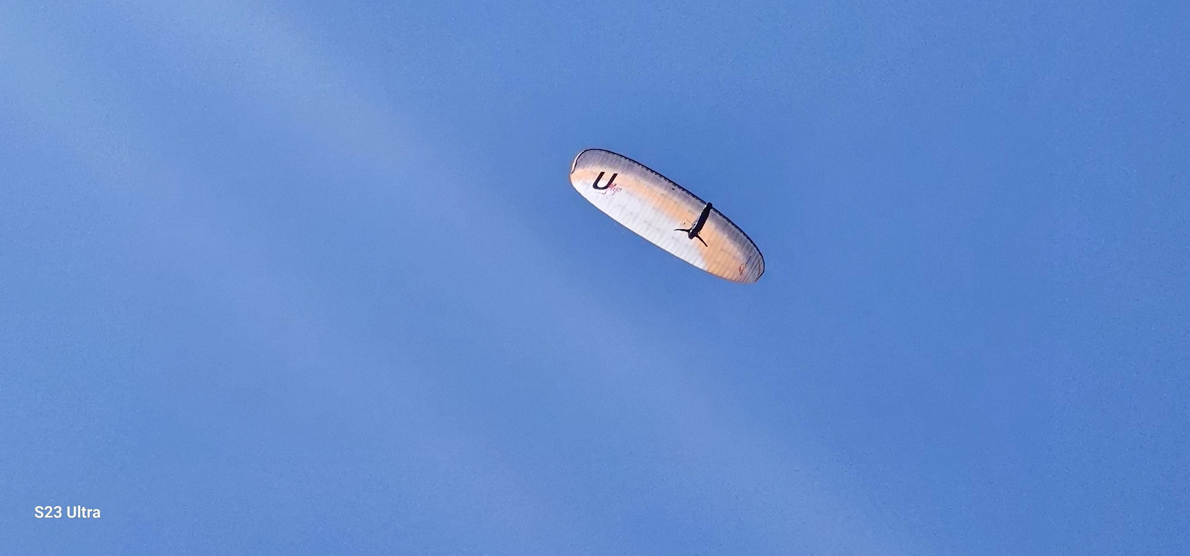 Parapente visto de baixo